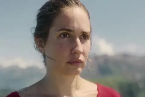 Jak film Kawałek nieba porusza serca widzów? Emocje na ekranie