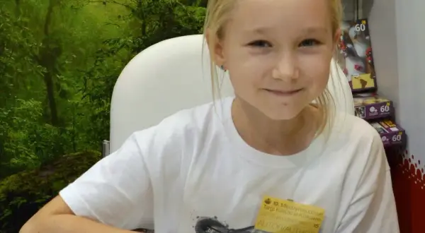 Ile lat ma Nela Mała Reporterka? Zaskakujące fakty o jej wieku