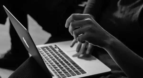 Ewolucja gier przeglądarkowych. Od prostych klikaczy do pełnoprawnych światów online