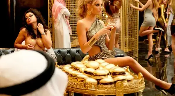 O kim jest Dziewczyny z Dubaju - postacie i role w filmie