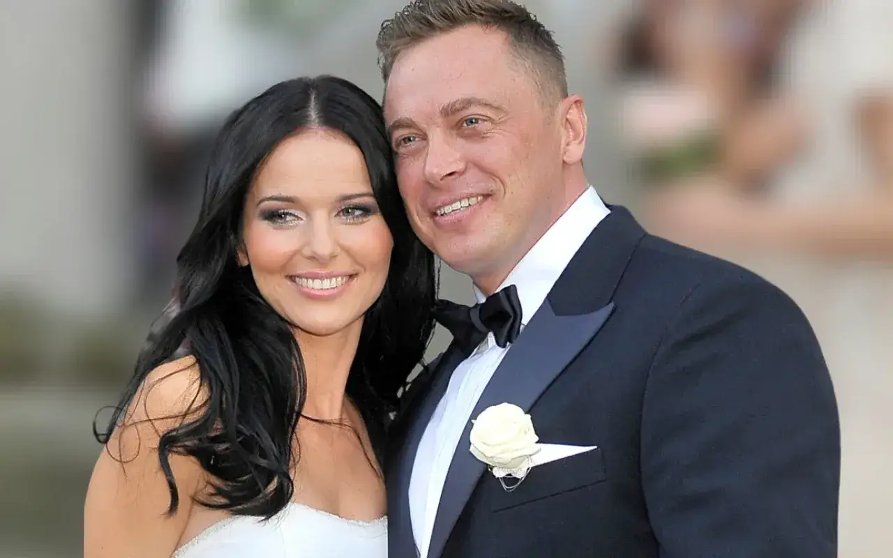 Paulina Sykut z mężem. Wiek męża Pauliny Sykut Jeżyny nie jest widoczny na zdjęciu, ale para wygląda na szczęśliwą.