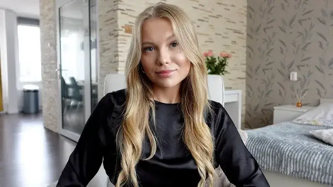 Zdjęcie Kim naprawdę jest Julia Kuśmierek - kontrowersyjna influencerka i piosenkarka