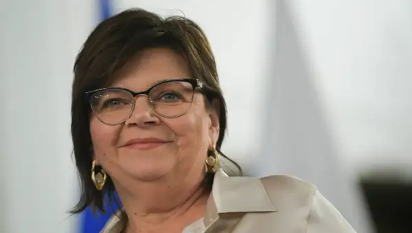 Izabela Leszczyna: kim jest z zawodu i jakie ma osiągnięcia w polityce